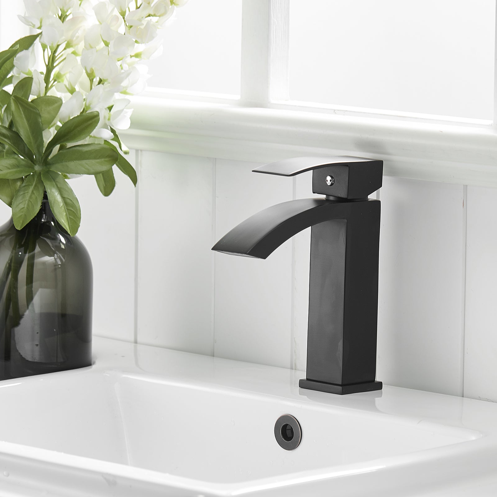 Bathroom Faucet Brushed Black Modern Single Handle Vanity