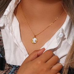 Versatile Shell Moon Necklace