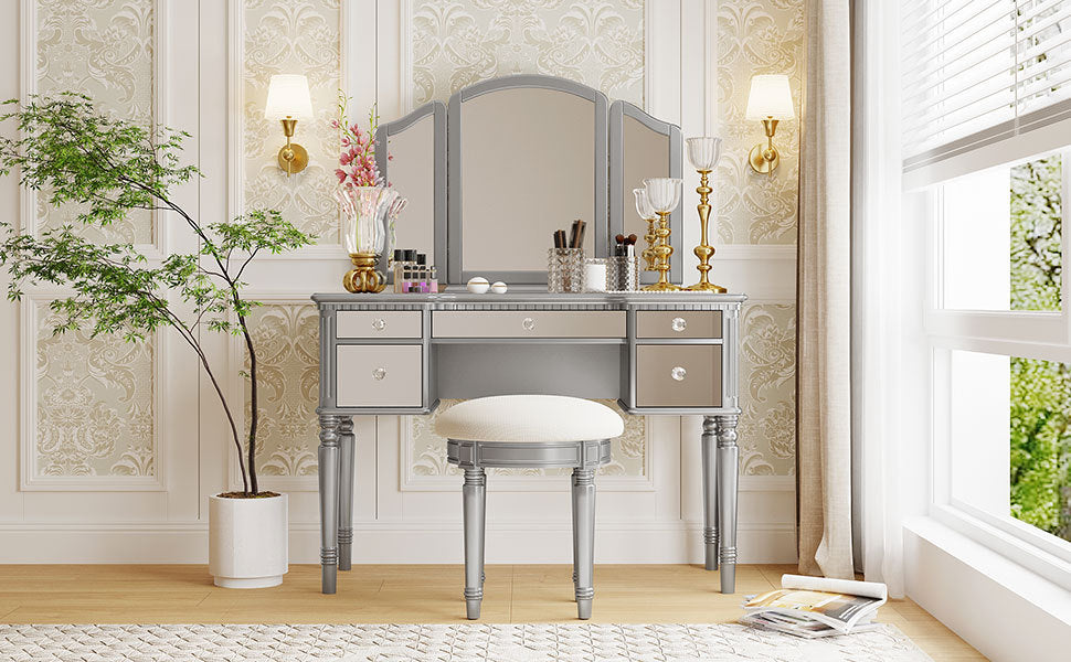 43" Makeup Vanity Set With Mirrored Drawers And Stool - Silver