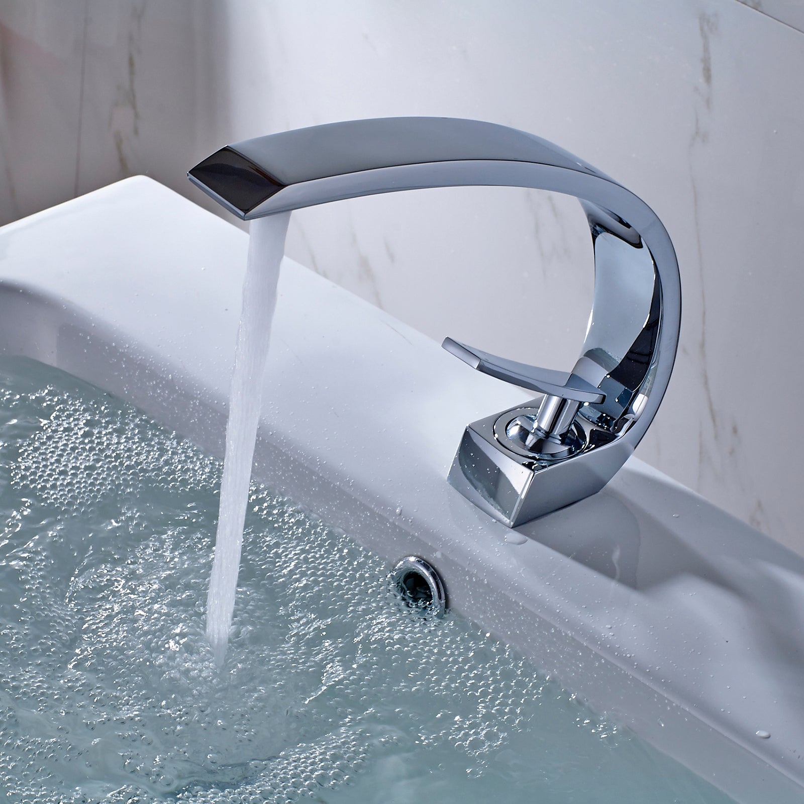 Contemporary Chrome Bathroom Faucet