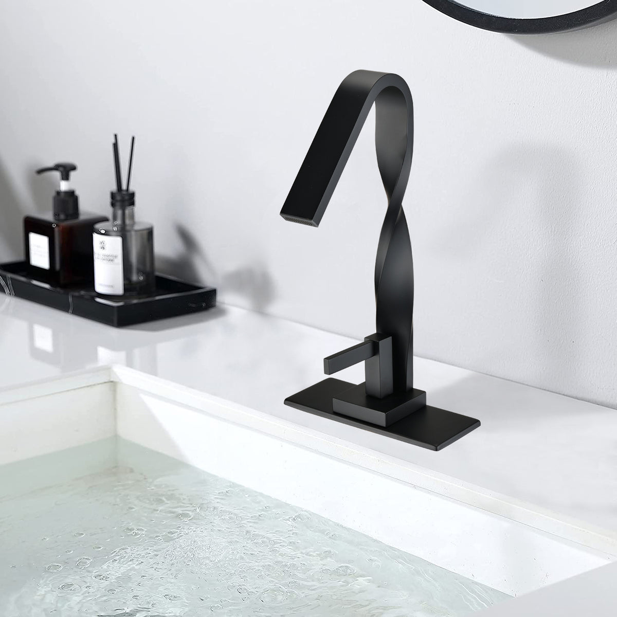 Matte Black Single Hole Bathroom Faucet with Deck plate