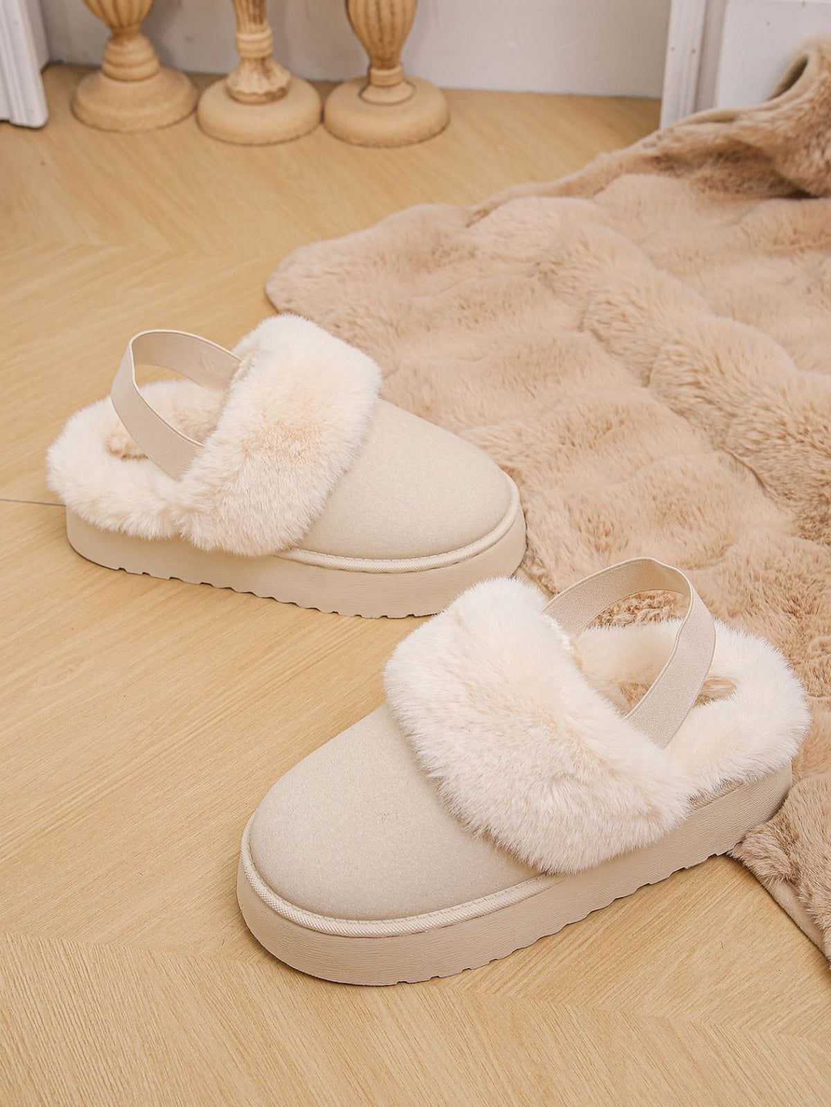 Cozy Faux Fur Round Toe Platform Slippers