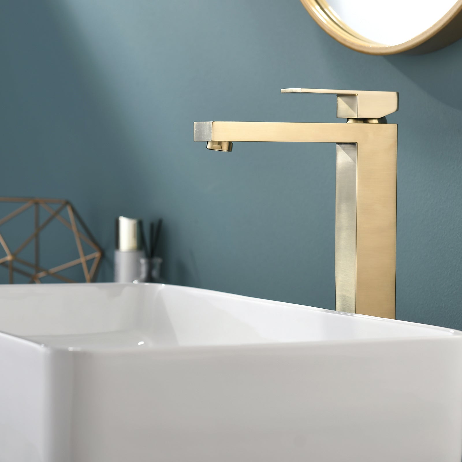 Gold Bathroom Faucet Modern Single Handle Vanity