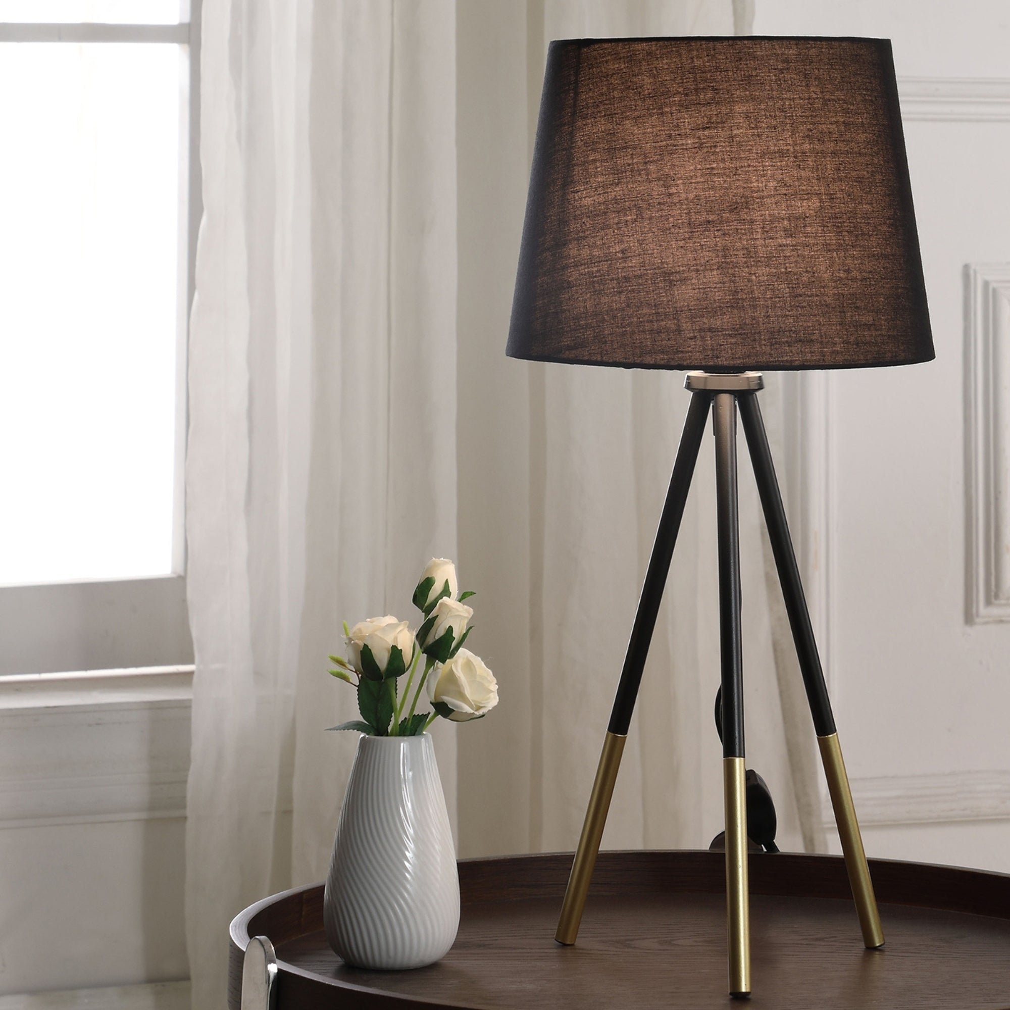 20" Tripod Leg Metal Table Lamp" Devon", Matte Black / Gold Metal