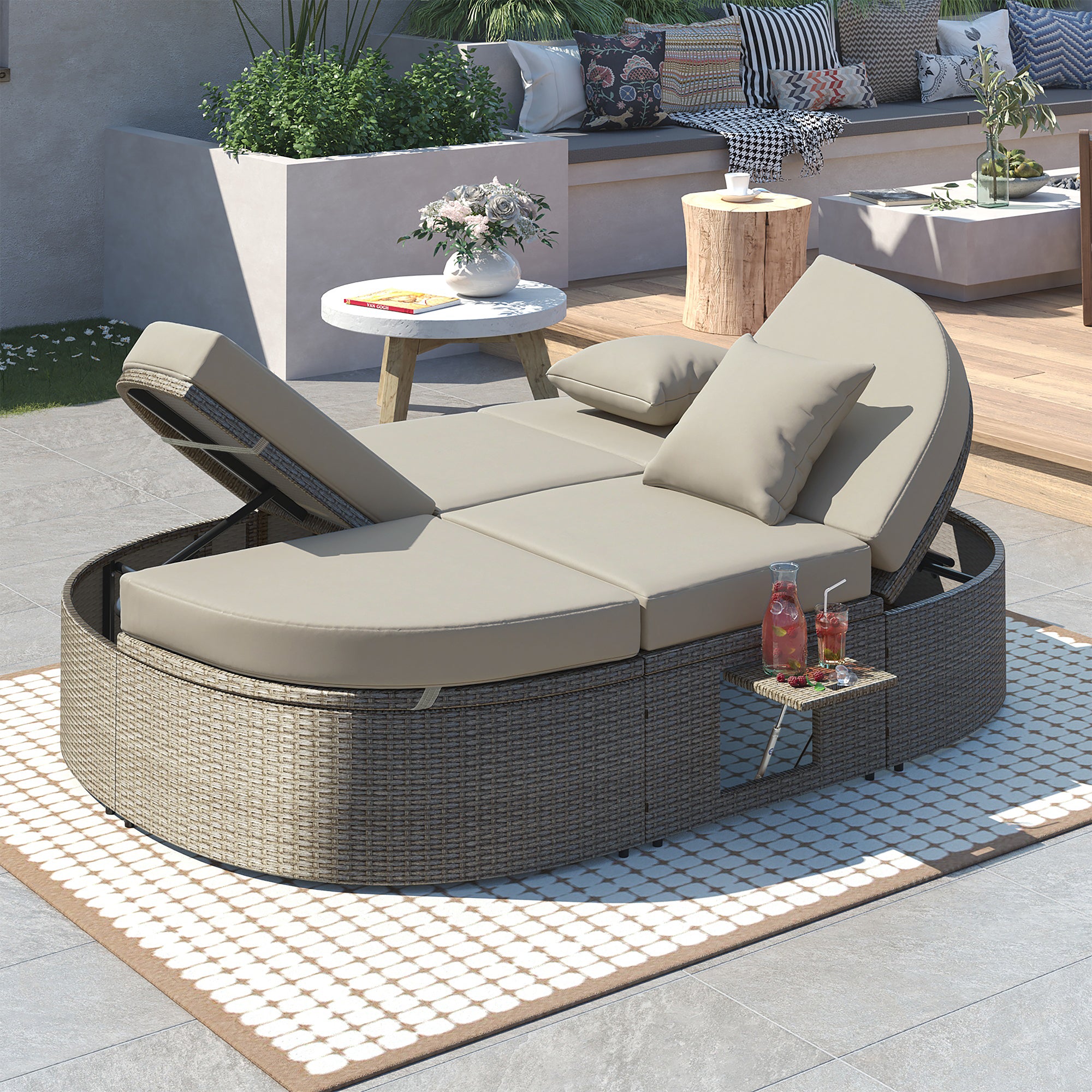 Outdoor Sun Bed Patio 2-Person Daybed with Cushions and Pillows, Rattan Garden Reclining Chaise Lounge with Adjustable Backrests and Foldable Cup Trays for Lawn,Poolside, Gray