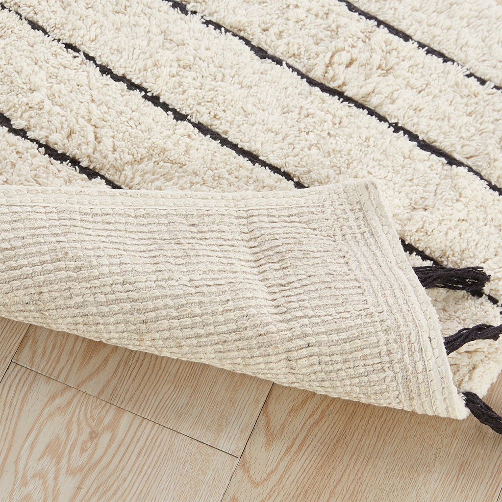 Stripe Tassel Cotton Tufted Rug