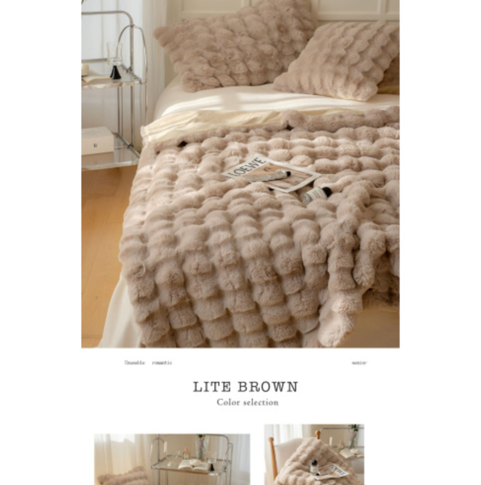 Large Cream Throw Blanket for Couch and for Bed, Soft and Cozy  - Faux Fur Light Brown