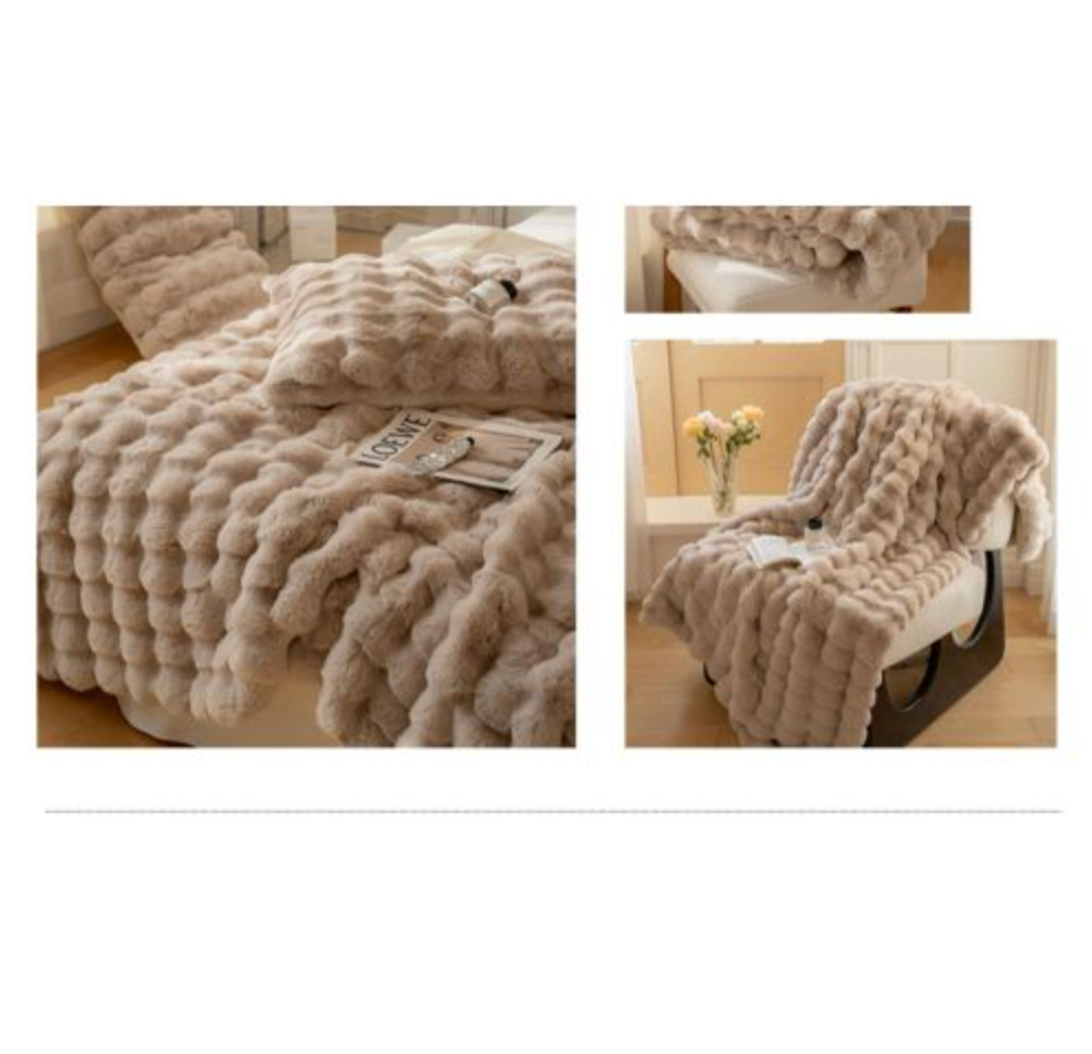 Large Cream Throw Blanket for Couch and for Bed, Soft and Cozy  - Faux Fur Light Brown