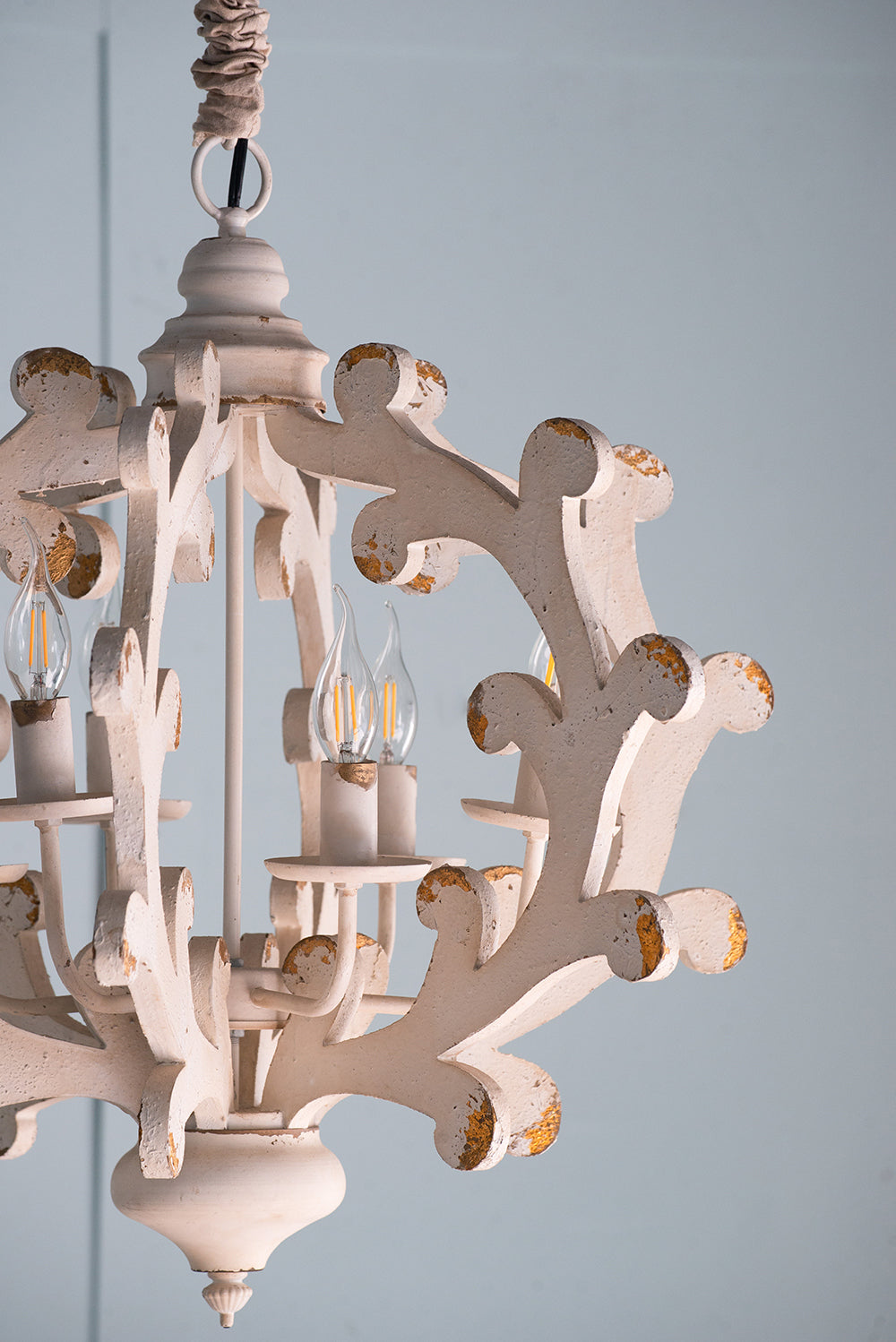 Country-Style Chandelier 6-Light Wood Chandelier - White