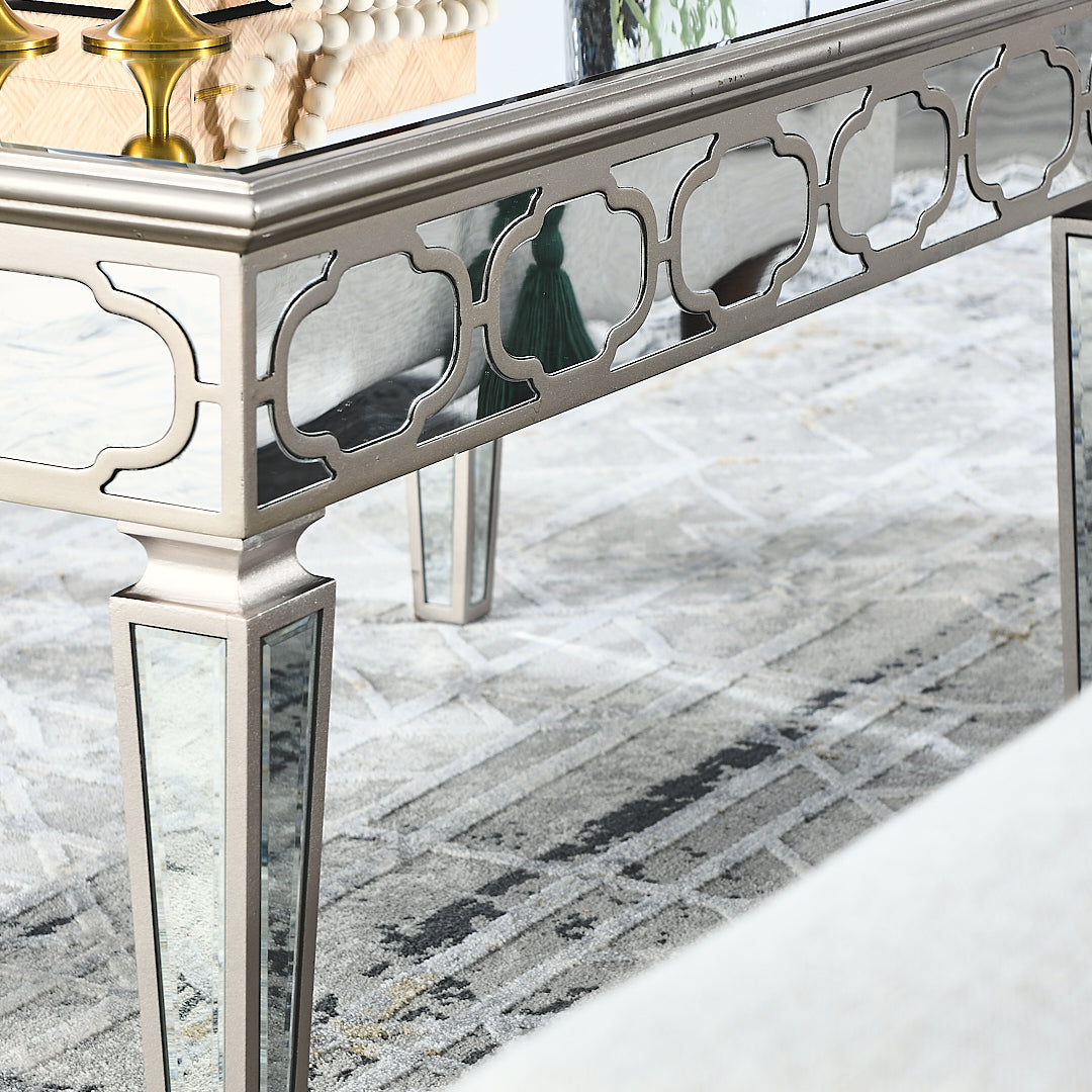 Elegant shiny silver mirror coffee table, cocktail table (39.5 "X 21.5" X 19.5 ")