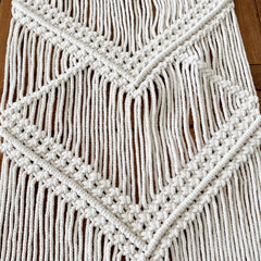 Bohemian Hand-Woven Knotted Chic Style Dining Table Runner with Tassels