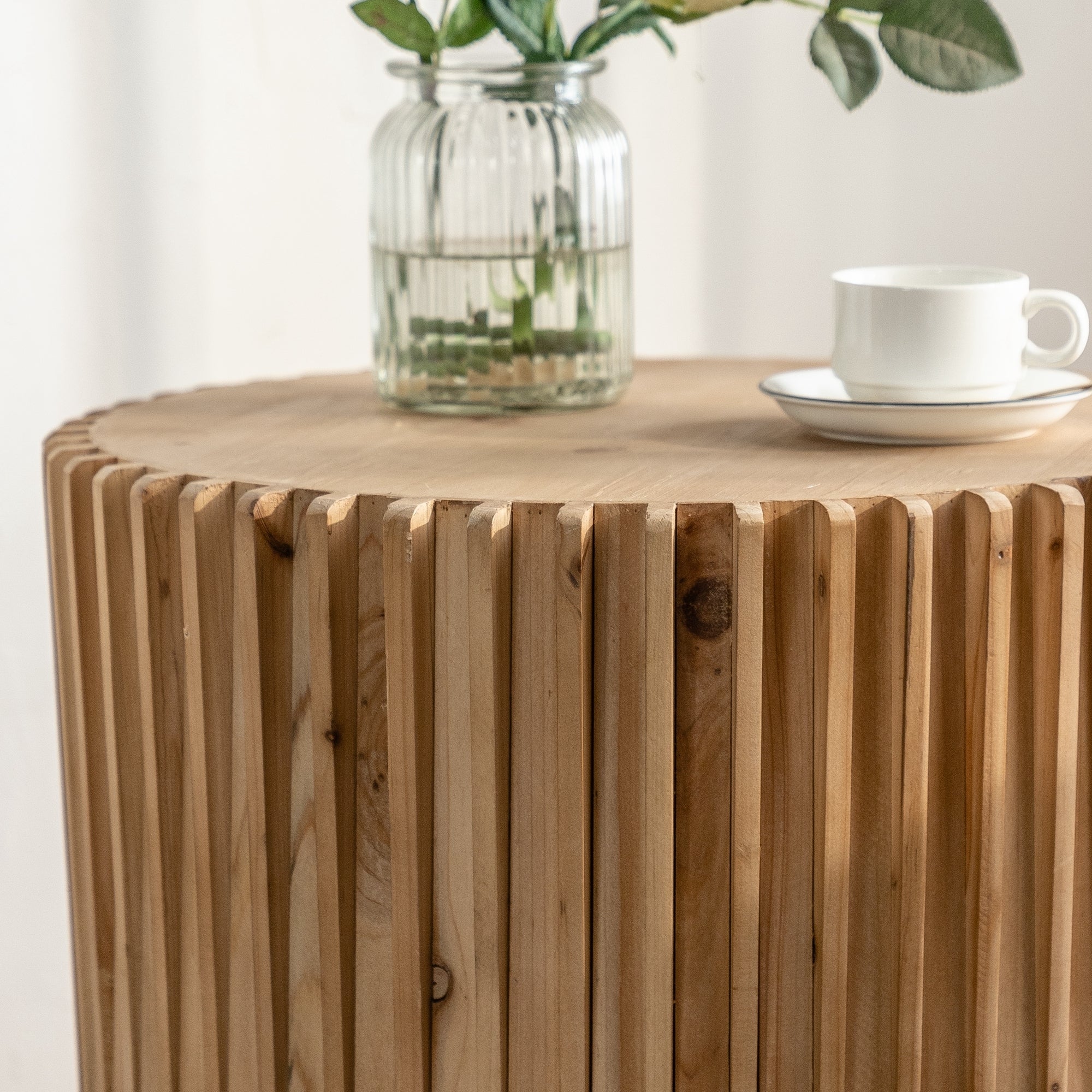 Retro Fashion Style Cylindrical Coffee Table  - Natural