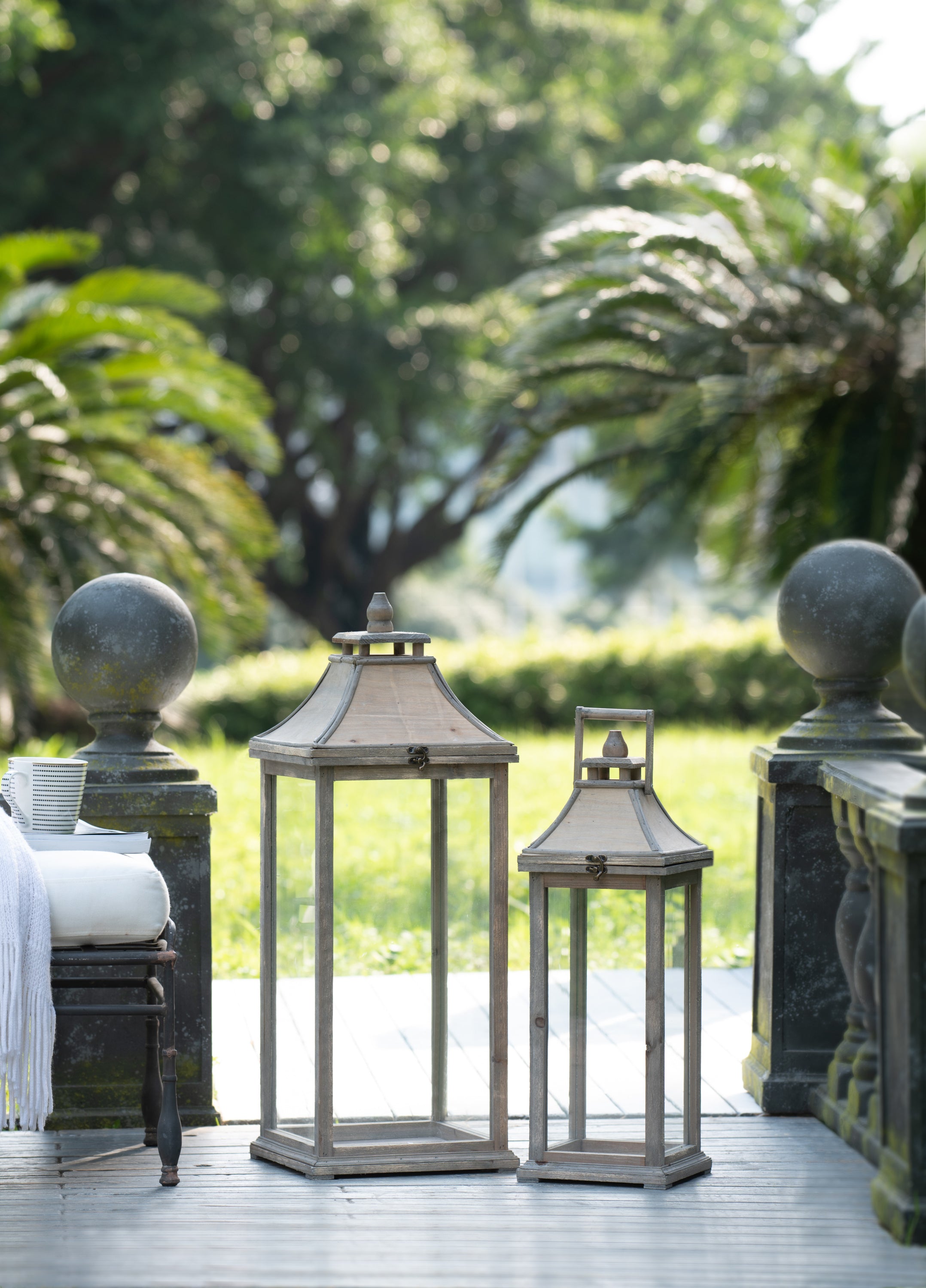 French Style Wooden Candle Lantern Decorative (Set of 2) - Ivory