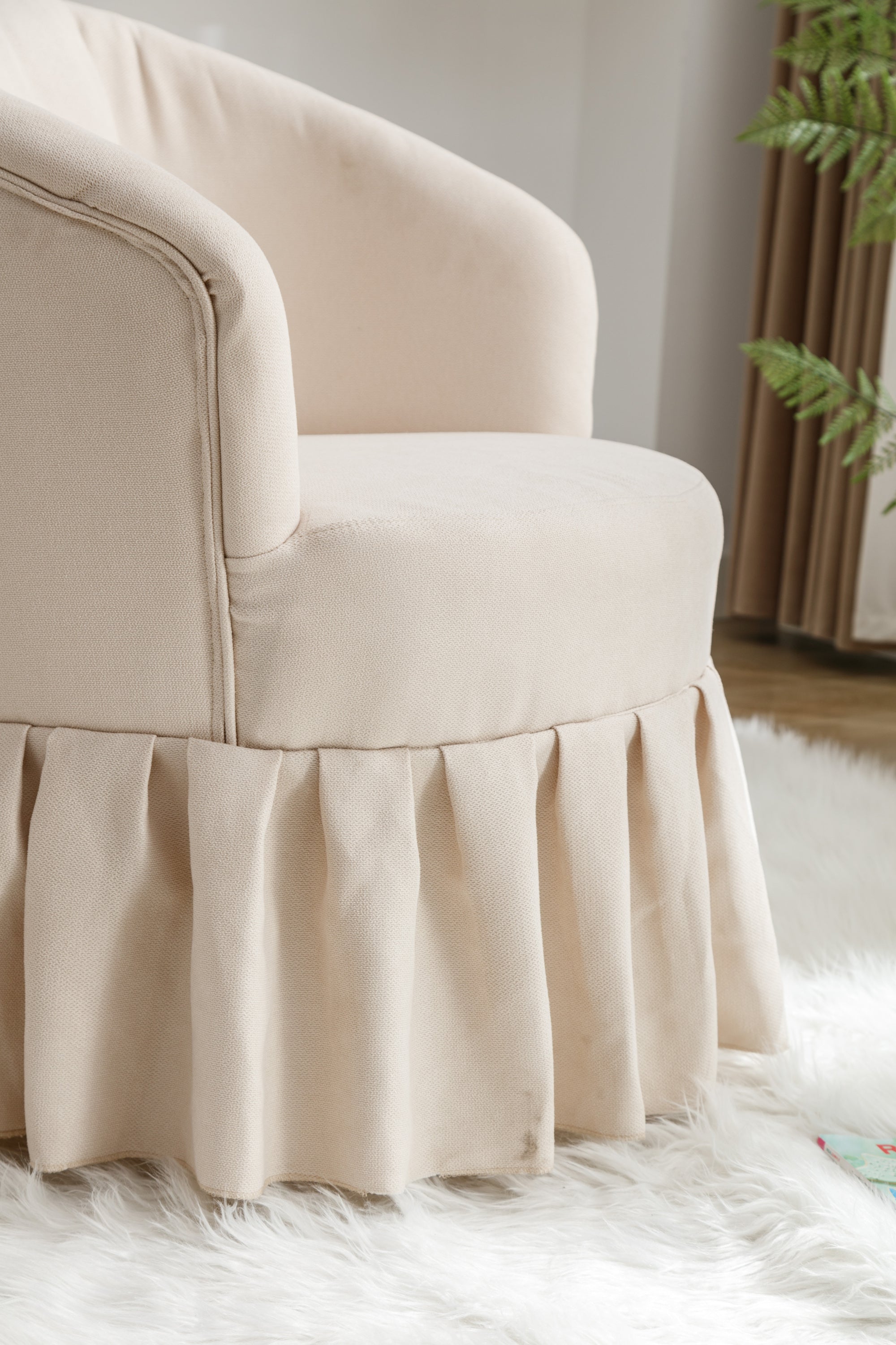 Linen Fabric Accent Swivel Chair Auditorium Chair With Pleated Skirt - Beige