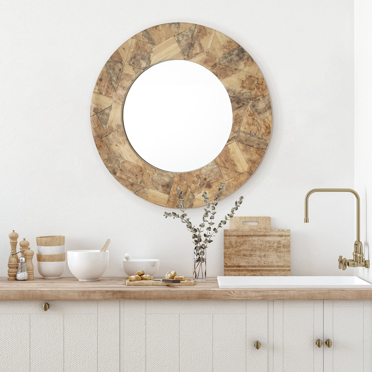 Rustic and Chic Wall Mirror - Natural