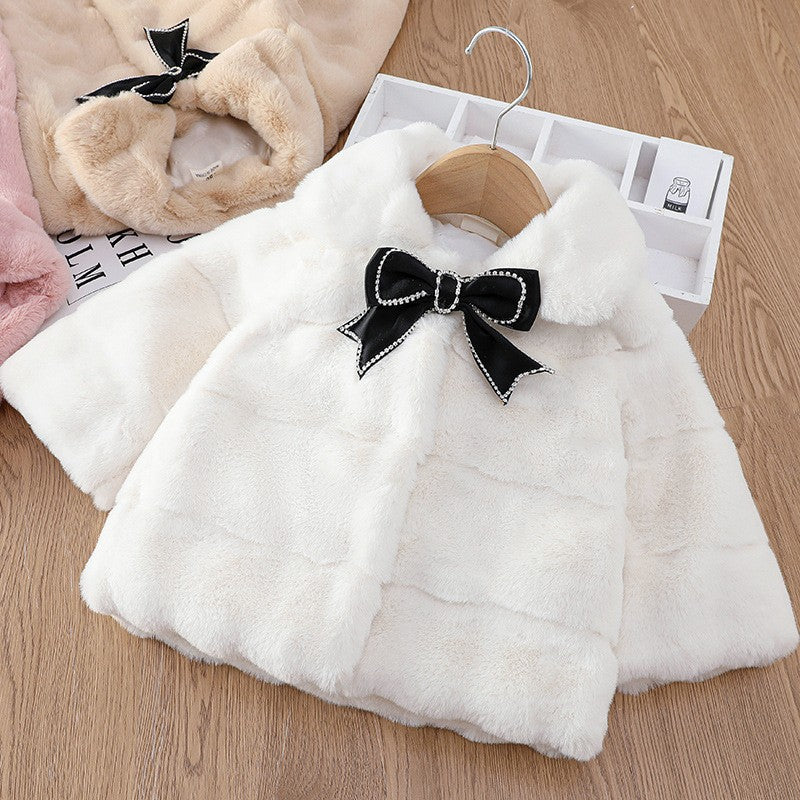 Cozy Girls Short Faux Fur Coat